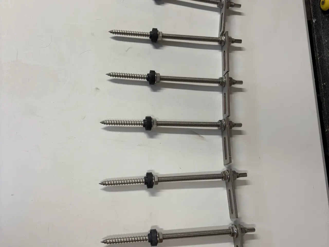 Billede 3 - 250 mm stokskruer til solcelle skinner