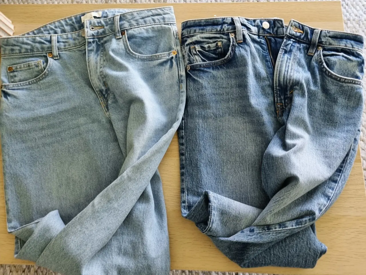 Billede 3 - 2 par jeans, high waist  str 38 og str 40