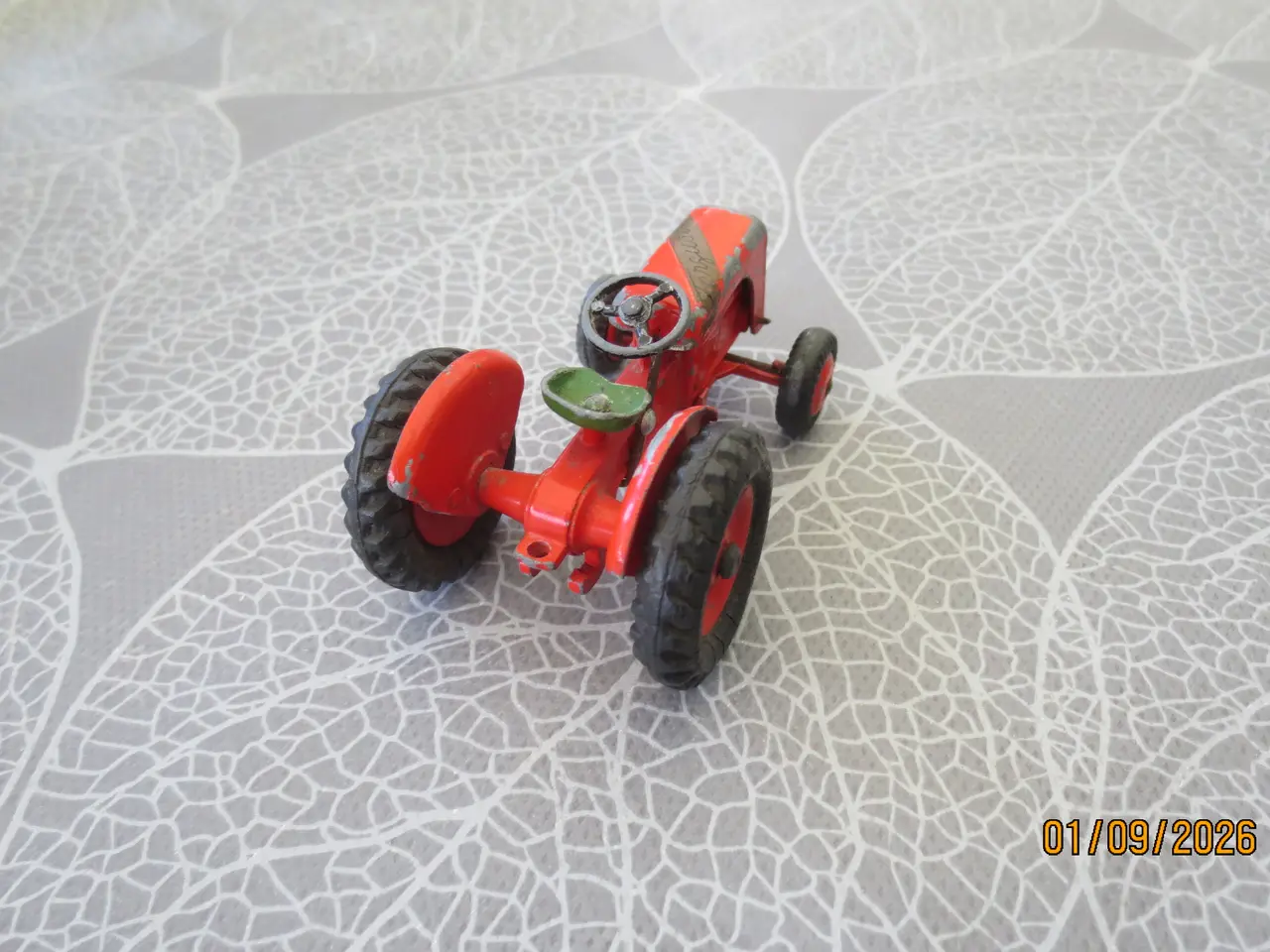 Billede 4 - 1 stk Modeltraktor Tekno Ferguson og Harve