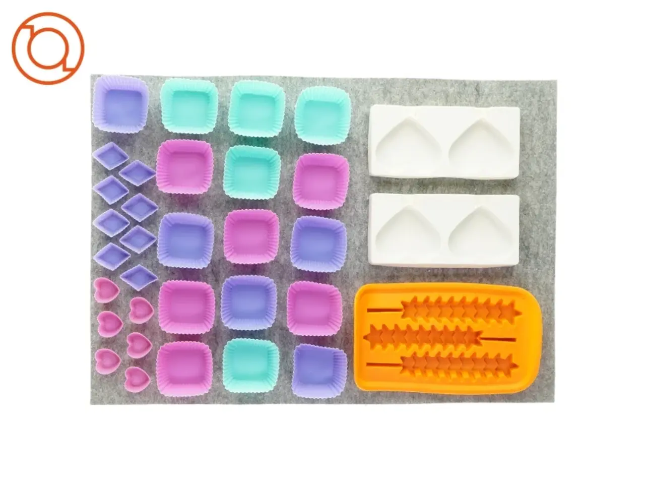 Billede 1 - Bageforme og chokoladeforme i silicone (str. 25x14 og 20x10 og 5x5 og 3x3 og 3x3cm)