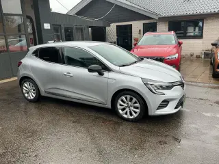 Renault clio 5  1.0 benzin 6 gear træk alufælge mm