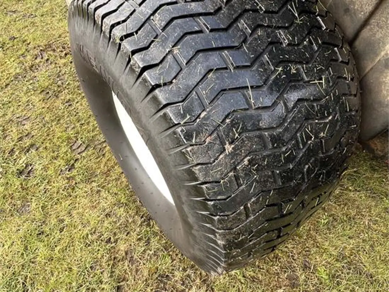 Billede 21 - Toro 5010 H Crosstrax - Groomer Kit - Video