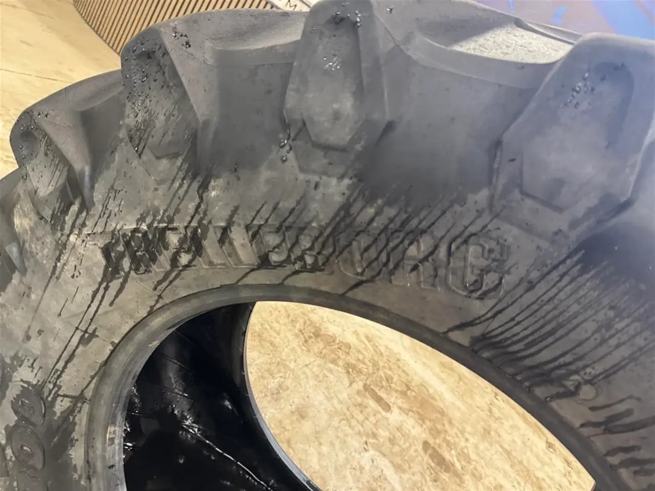 Billede 3 - Alliance 540/65 R28