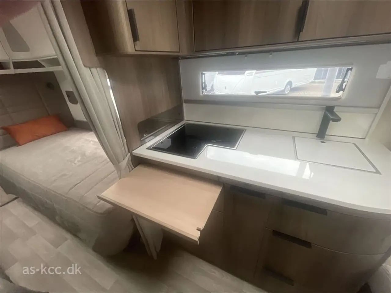 Billede 13 - 2026 - Kabe Safir 600 TDL