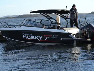 Ny Finnmaster Husky R7 Mercury V8