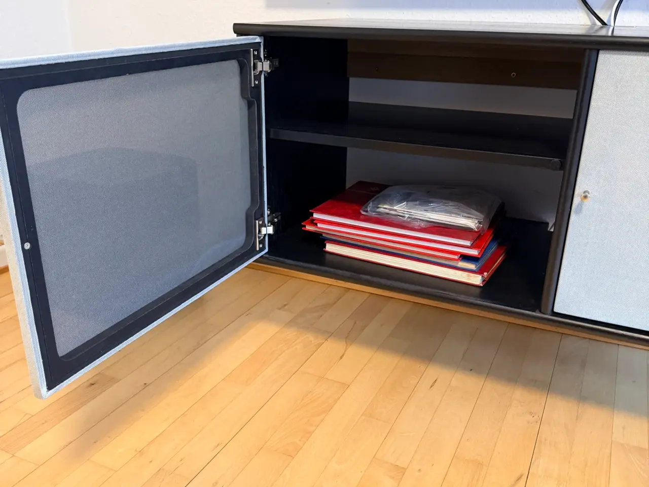 Billede 2 - Mistral tvbord sort