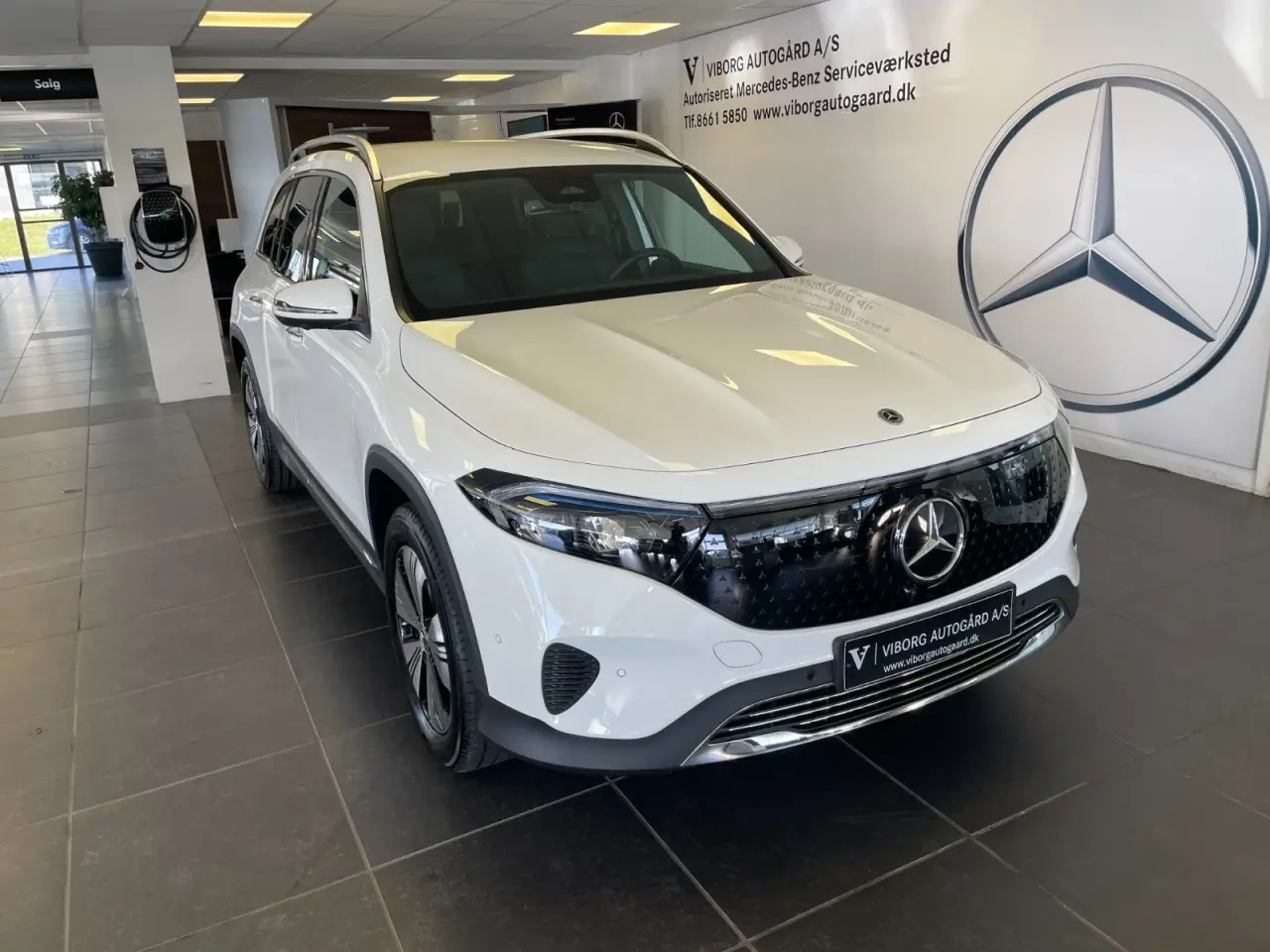 Billede 1 - Mercedes EQB300  Progressive 4Matic
