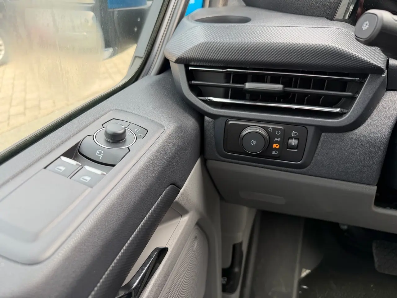 Billede 24 - Ford E-Transit Custom 320 L1 64 Limited