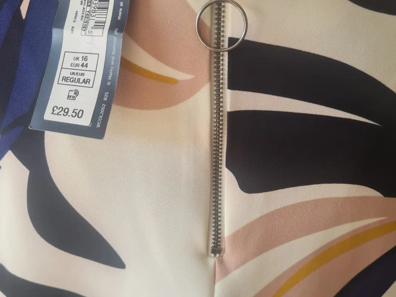 Billede 4 - Ny kjole str 44 M&S collection