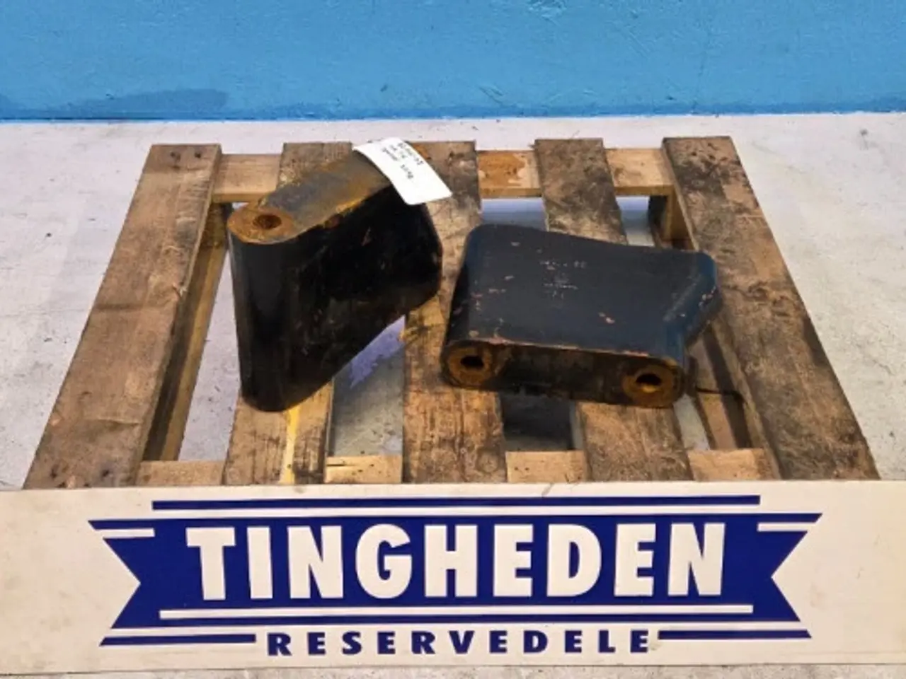 Billede 2 - New Holland TM165 Spacer Sæt 82016138