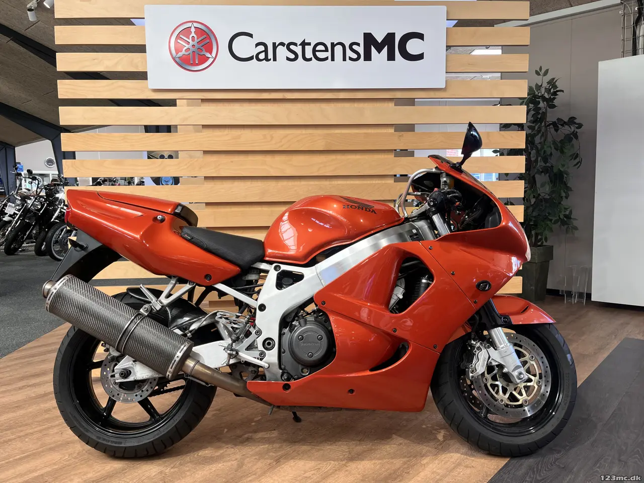 Billede 1 - Honda CBR 900 RR