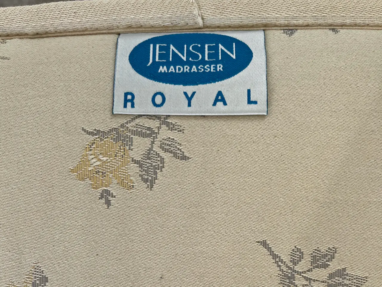 Billede 5 - 2 Jensen Royal boxmadrasser inkl. topmadrasser