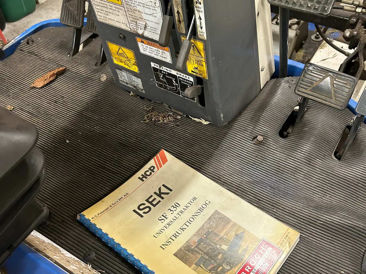 Billede 10 - Iseki SF330 diesel plæneklipper med 2 m klippebord