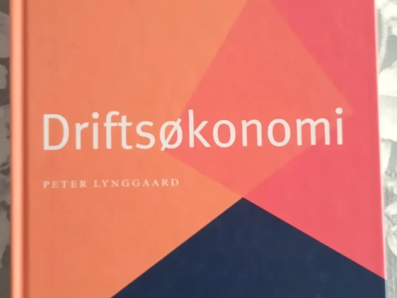 Billede 1 - Studiebog om Driftsøkonomi