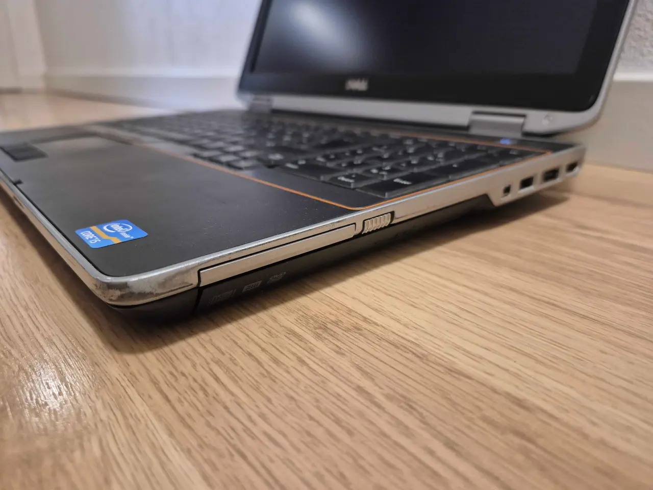 Billede 5 - Fin skærm og nyt batteri