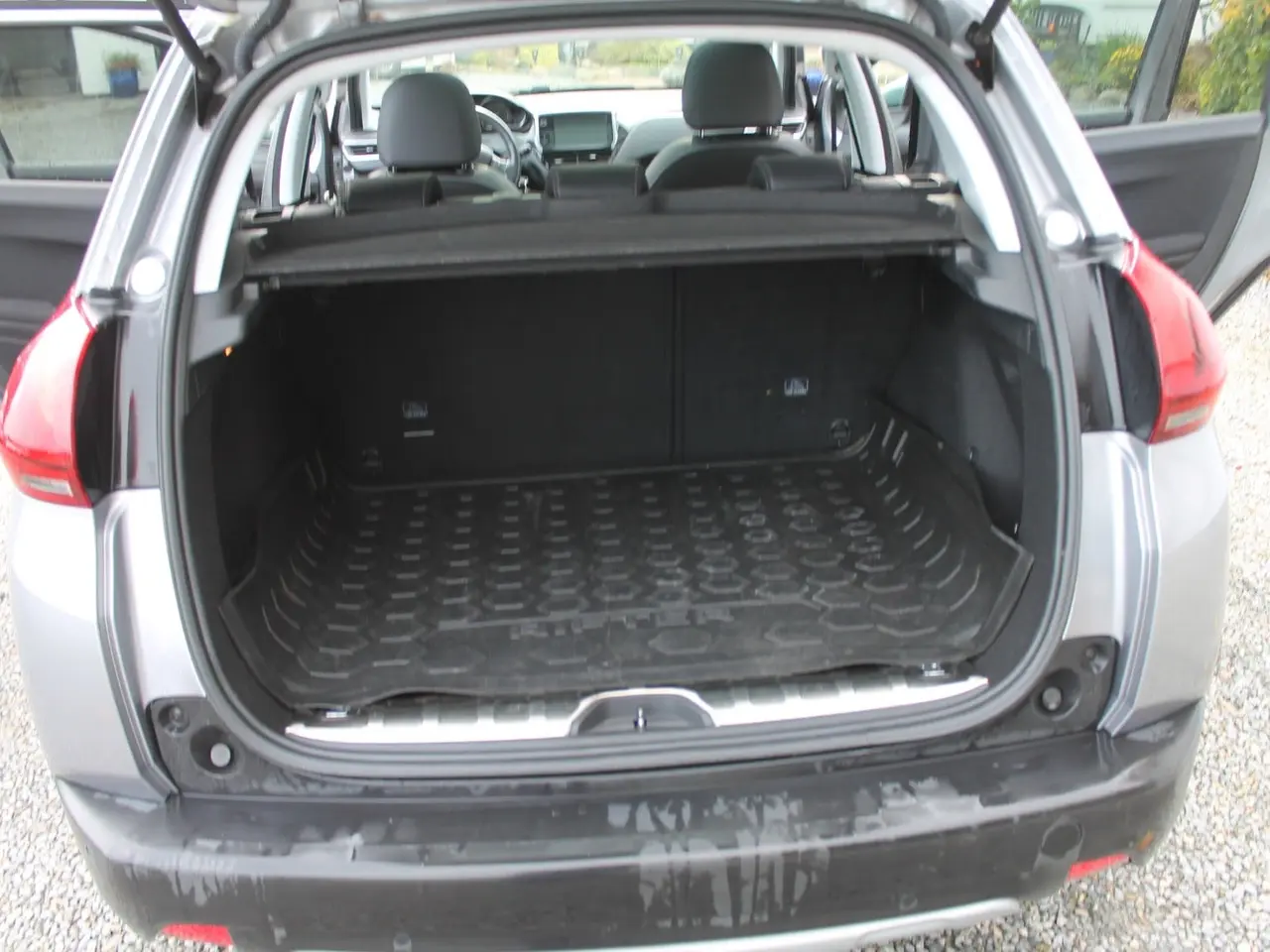 Billede 7 - Peugeot 2008 1,6 BlueHDi 100 Selection Sky