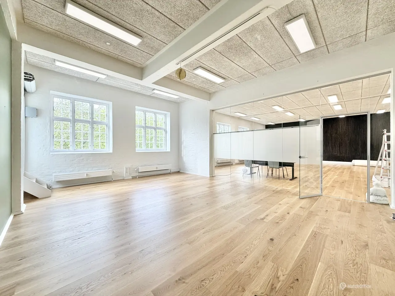 Billede 7 - Lav leje pr. md. det første halve år. 328 m² lyse kontorlokaler i prisbelønnet ejendom udlejes i Odense City!
