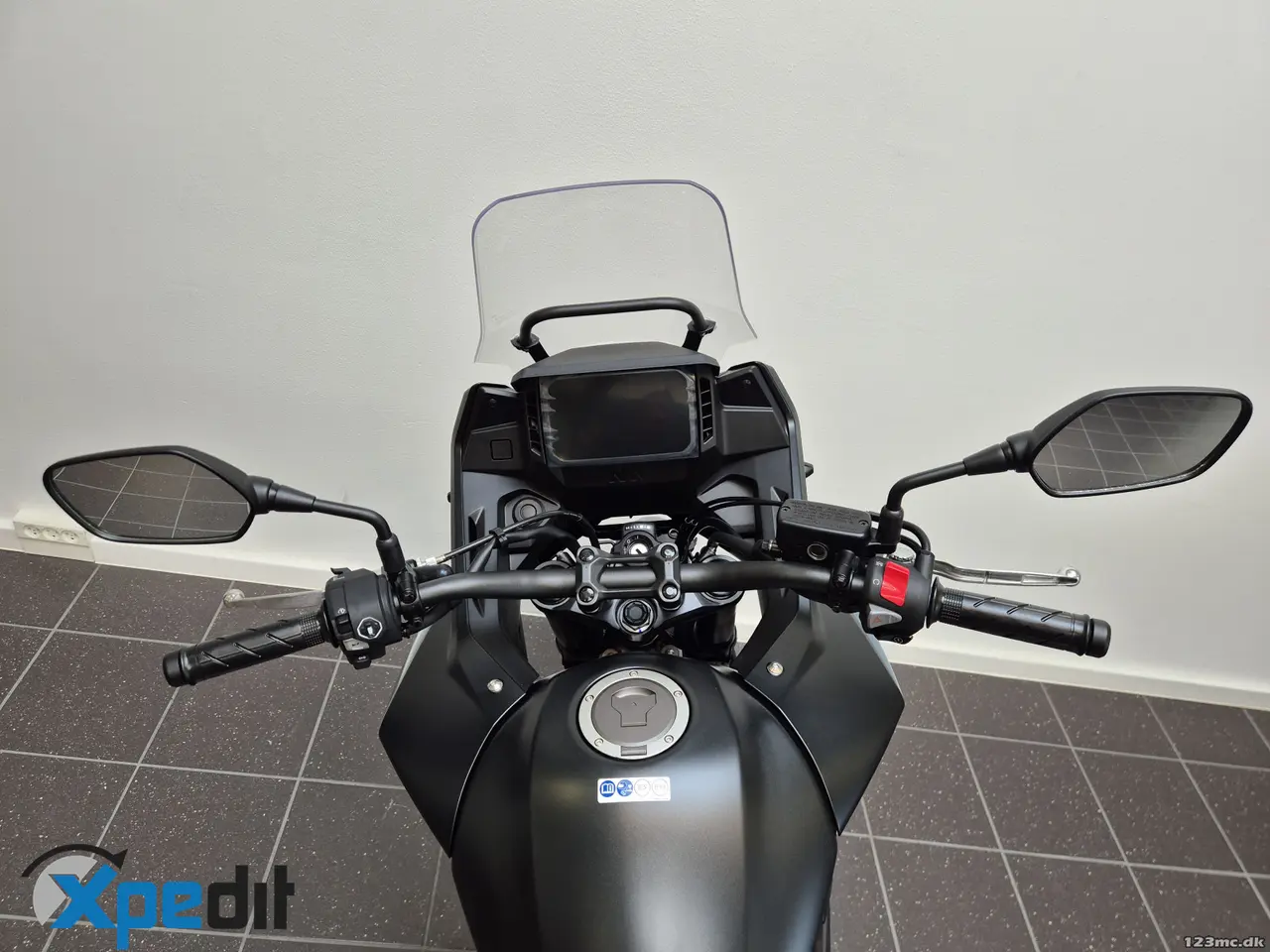 Billede 9 - Honda NX 500 E-Clutch