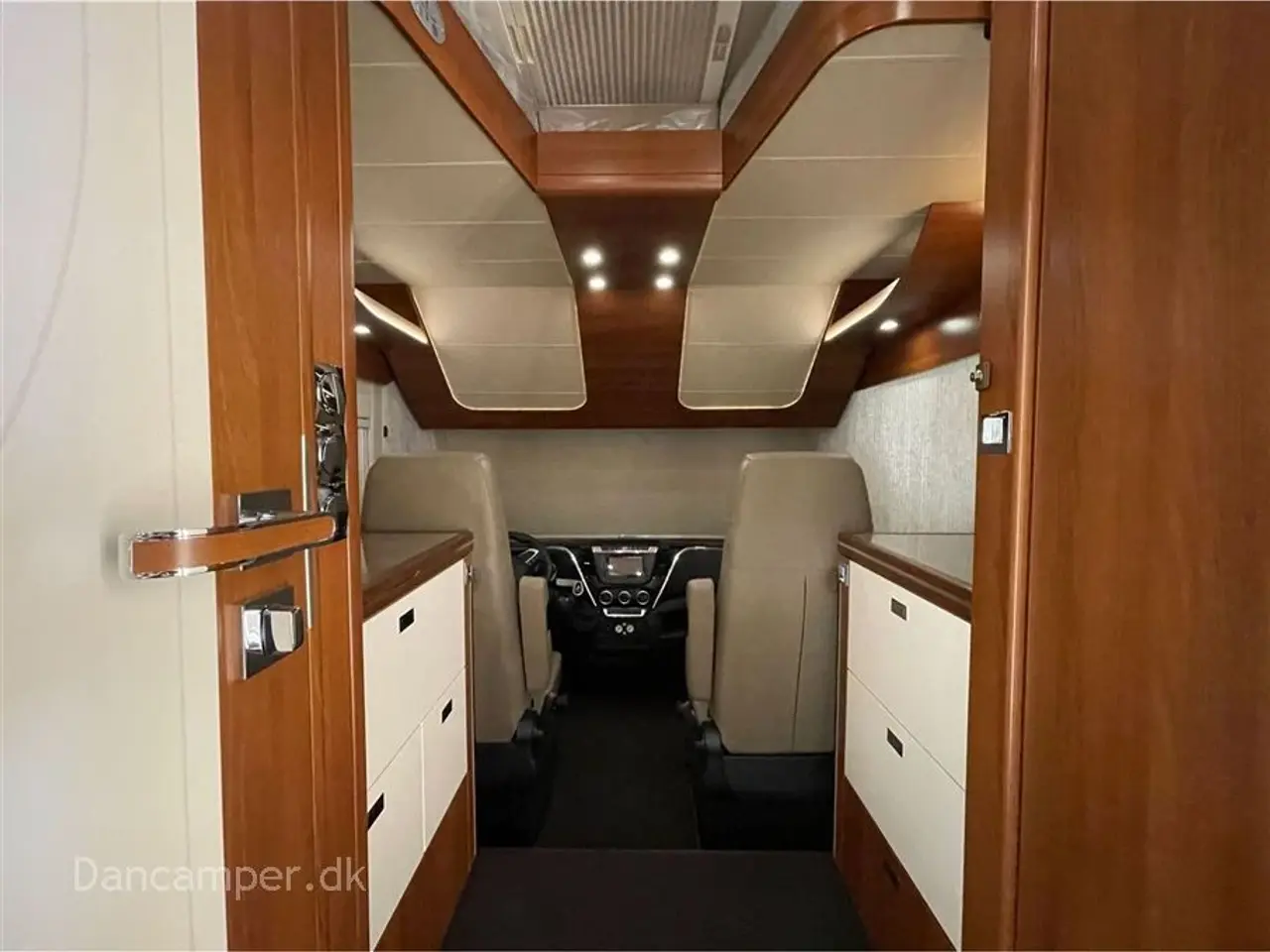 Billede 12 - 2025 - Carthago liner-for-two 53 L   Fabriksny luxuscamper