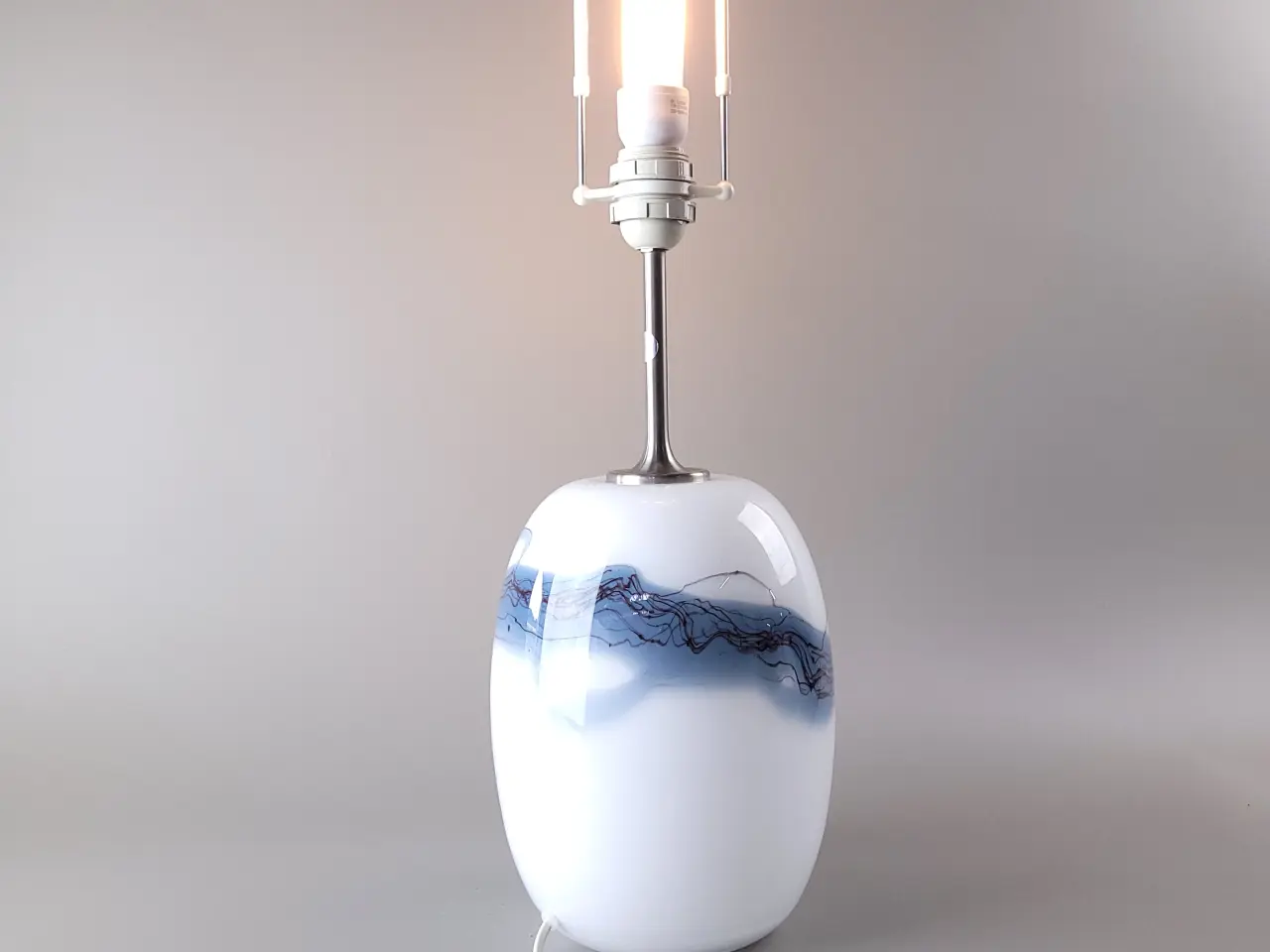 Billede 2 - ⭐️· Smuk Holmegaard Sakura Stor Oval Bordlampe
