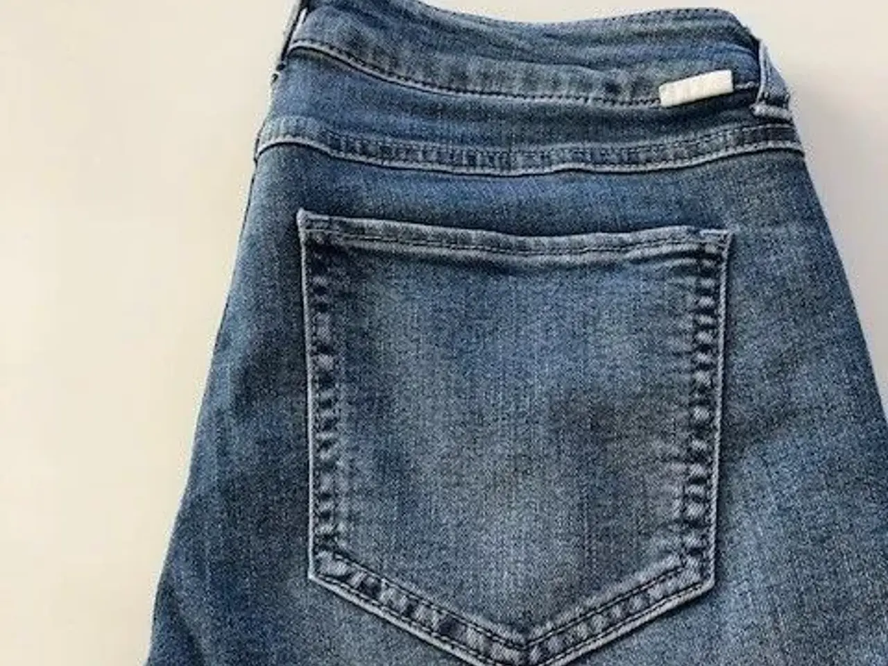 Billede 2 - Jeans fra Sky and Sparrow