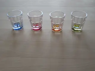 4 shots camping glas