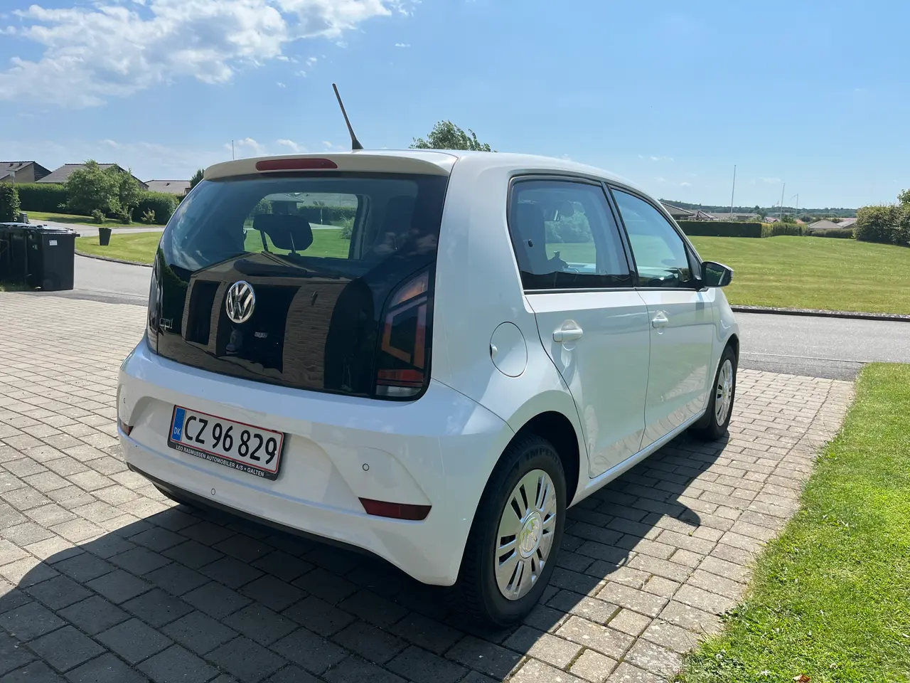 Billede 3 - BILLIG - VW UP!
