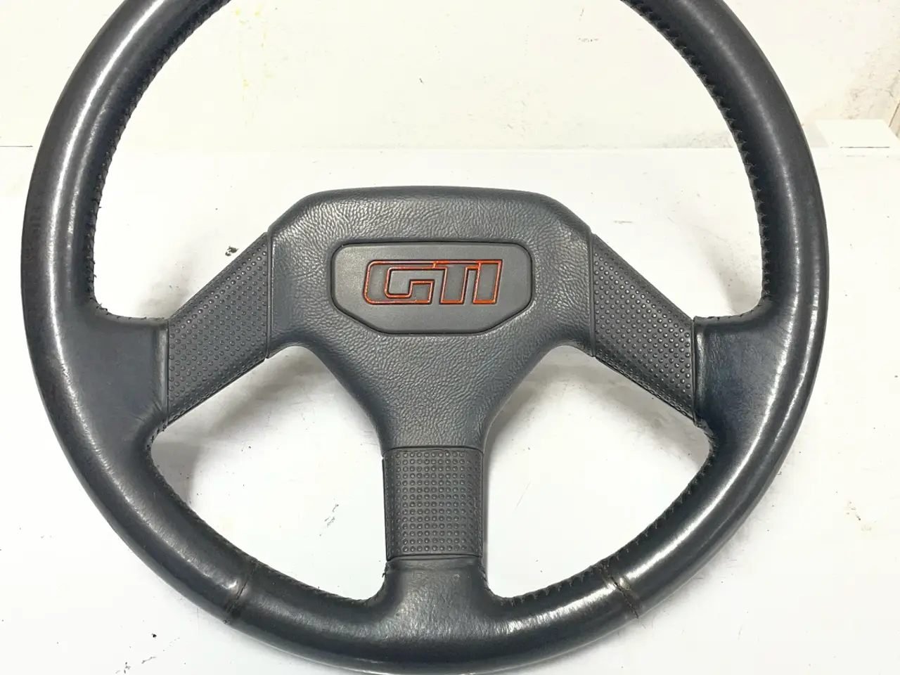 Billede 1 - Læderrat til Peugeot 205 GTI 