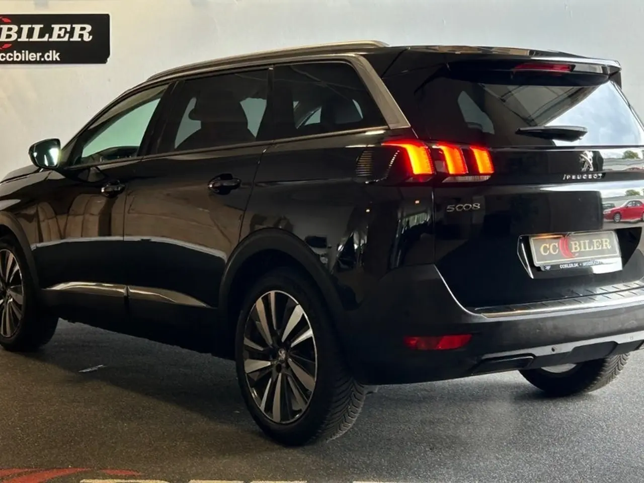 Billede 4 - Peugeot 5008 1,2 e-THP 130 Allure 7prs
