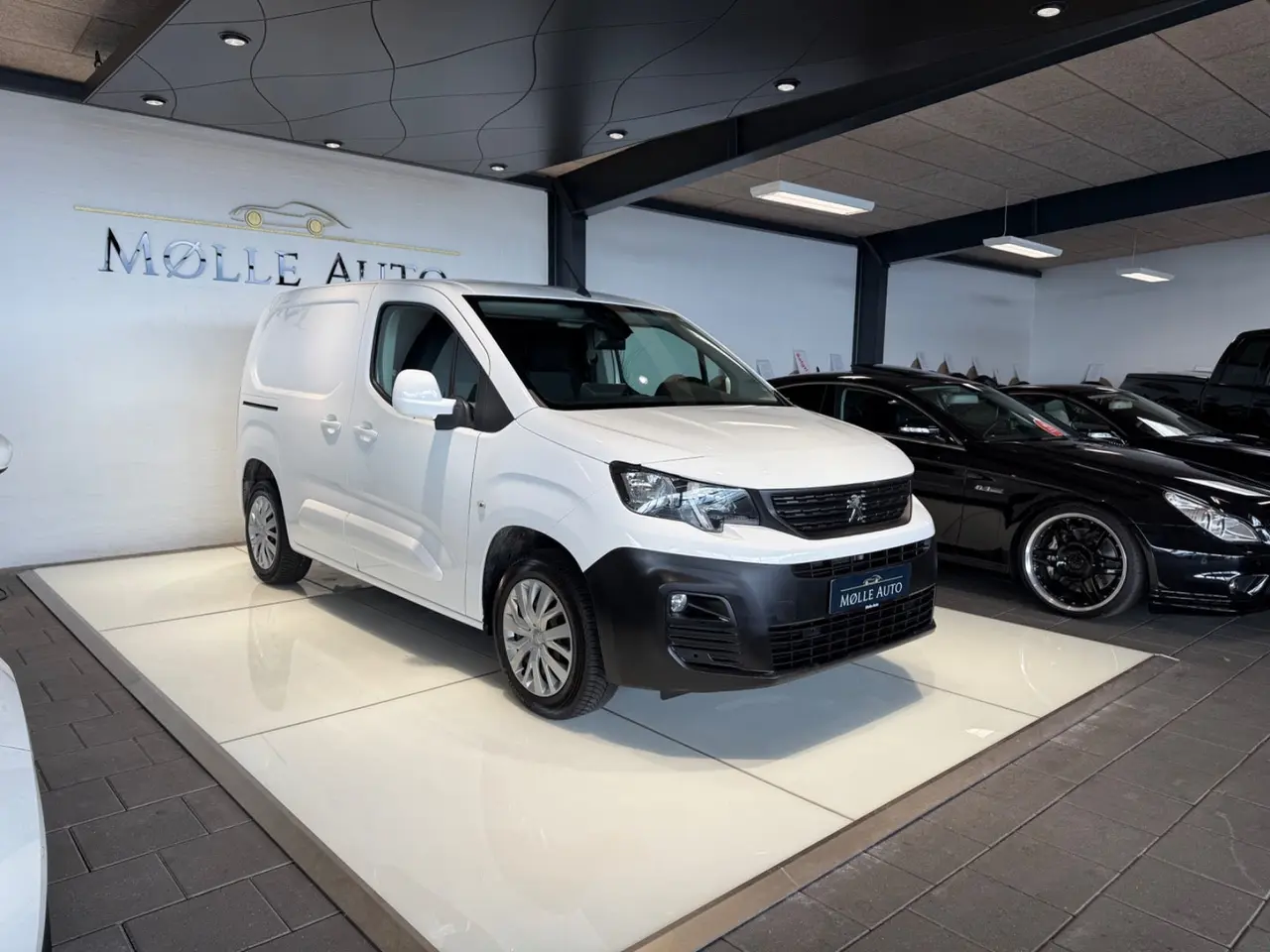 Billede 1 - Peugeot Partner 1,5 BlueHDi 130 L1V1 Plus EAT8 Van
