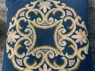 Retro oude broderet stramaj 