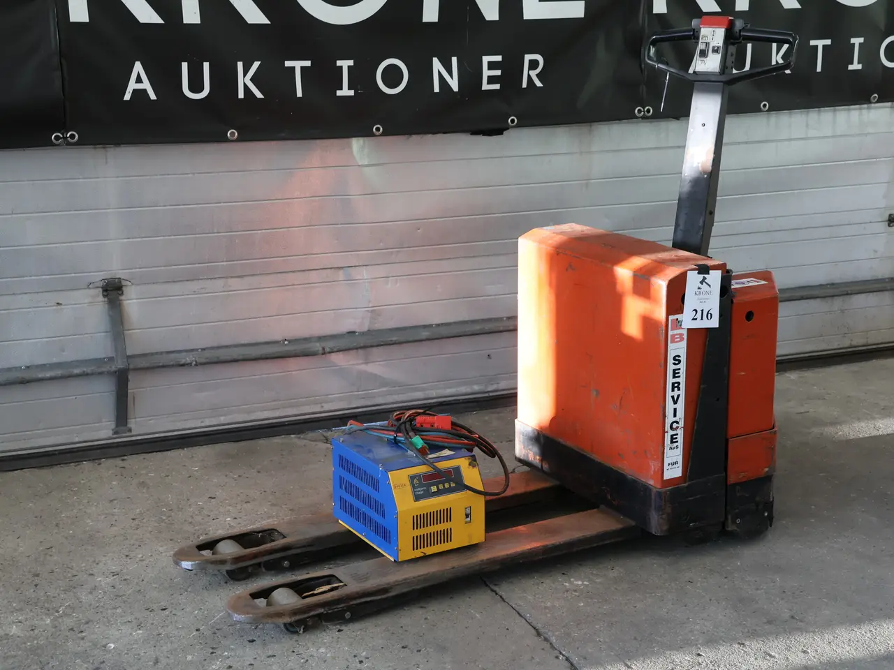 Billede 2 - BT El-palleløfter m/lader, timer 1176