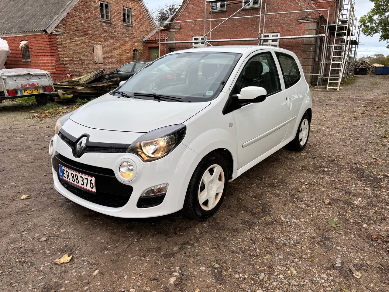 Billede 1 - Fin Renault Twingo 1,2 fra 2013 med 1,5 år til syn