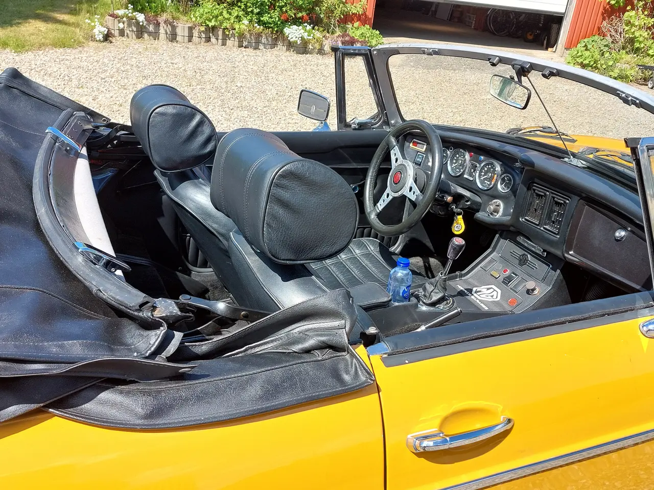 Billede 8 - MG B Cabriolet med overdrev