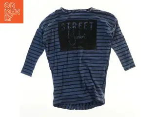 Langærmet stribet bluse med tekst fra Name It (str. 116)