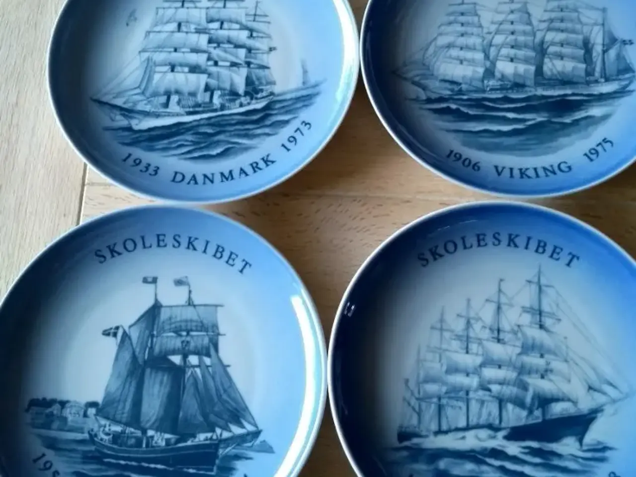 Billede 1 - 4 Platter af skoleskibe fra B&G