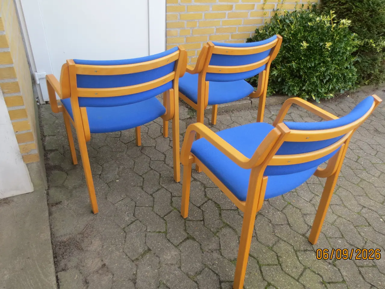 Billede 4 - 3 stk Farstrup Armstole med Blå stof