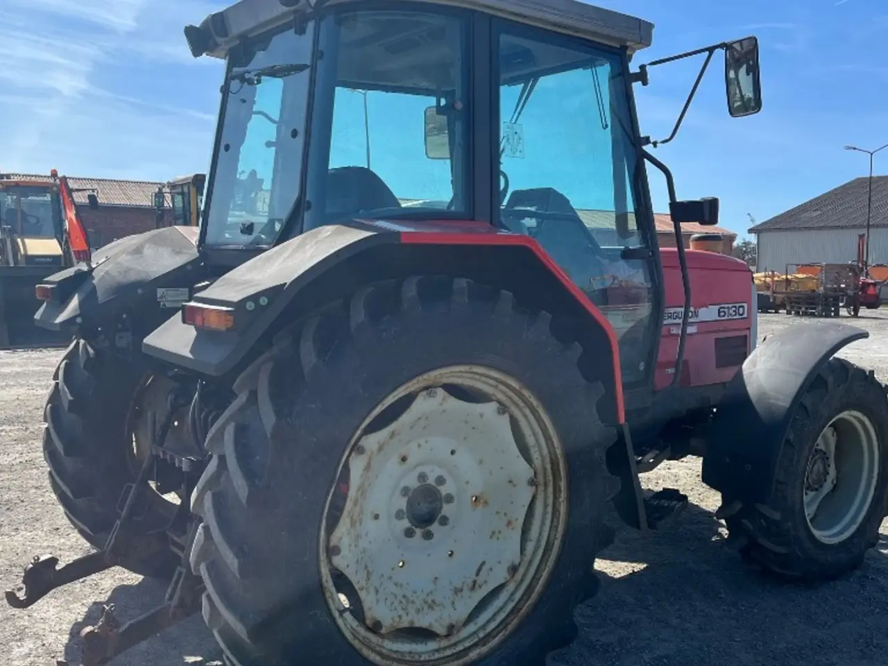 Billede 3 - Massey Ferguson 6130 DYNASHIFT med HEVA frontlift