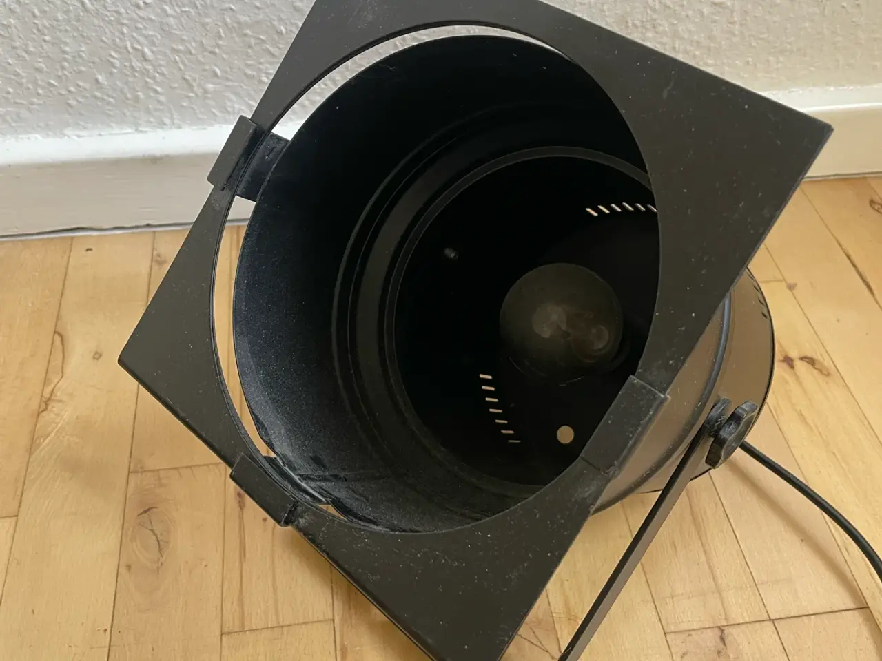 Billede 3 - Flotte teaterlamper