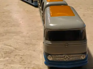 Tekno Mercedes Express Expo