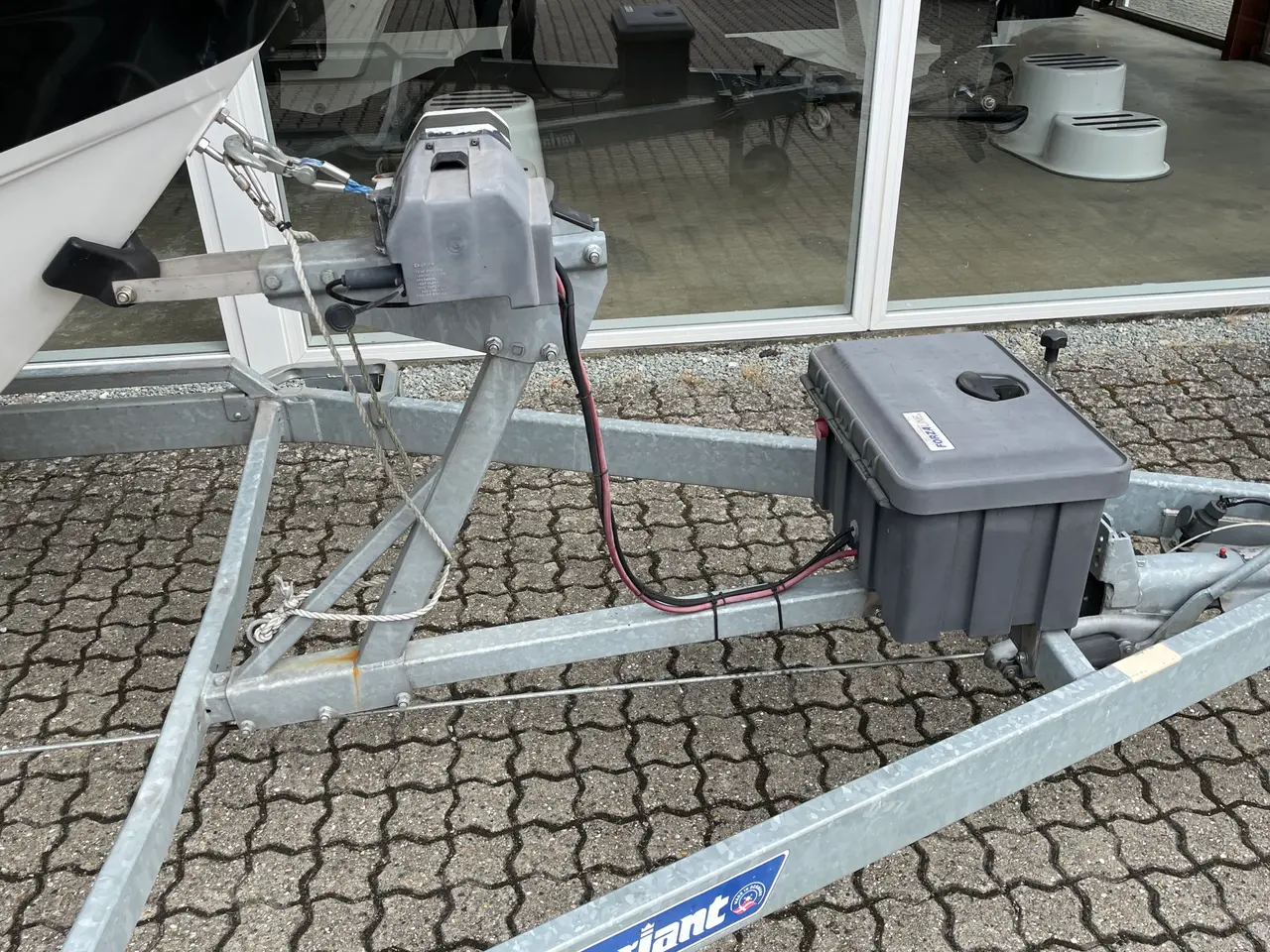 Billede 4 - 600 HT med Yamaha F150 og Variant 2700 kg trailer inkl. el spil