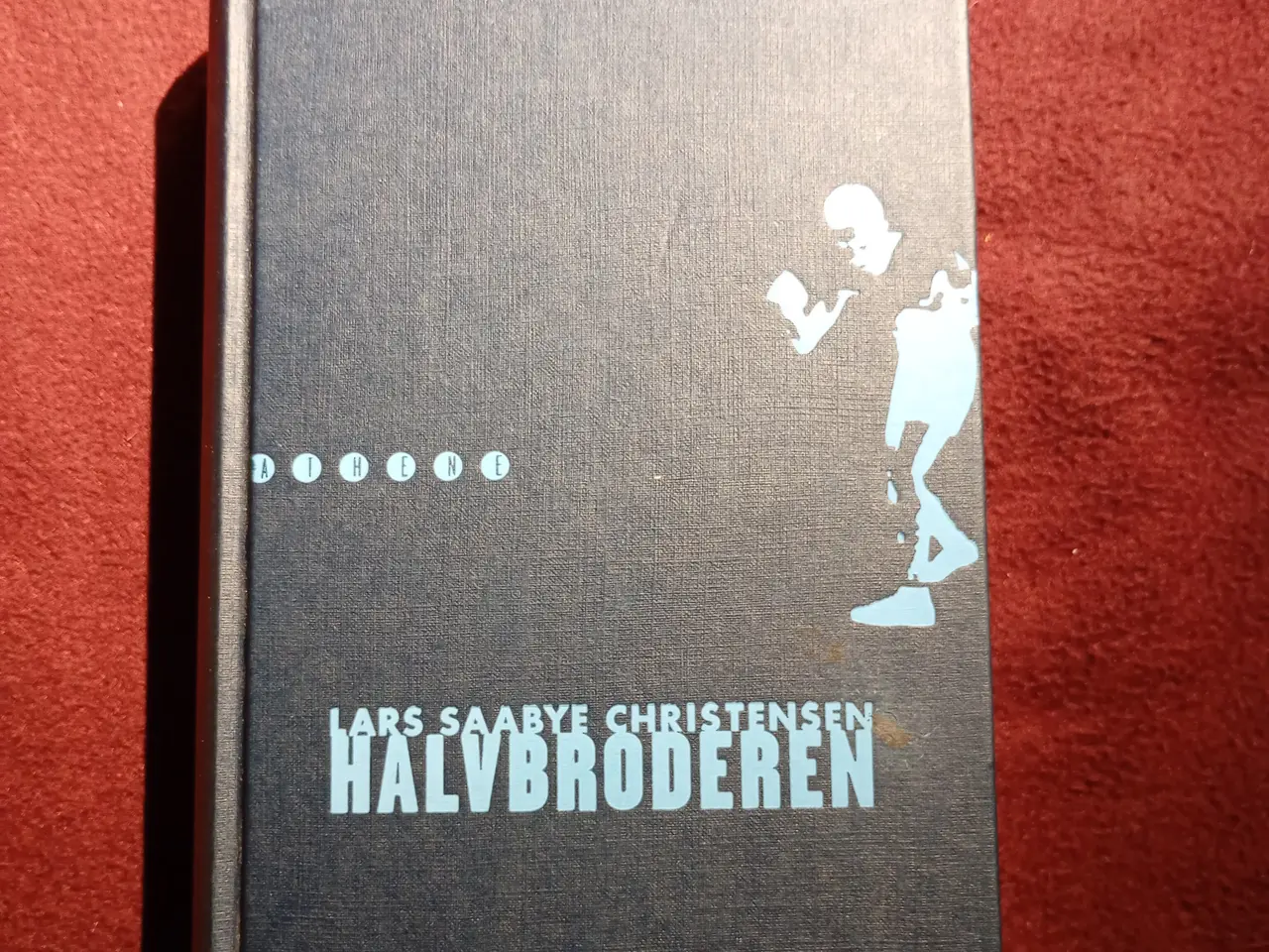 Billede 1 - Halvbroderen. Lars Saabye Christensen.