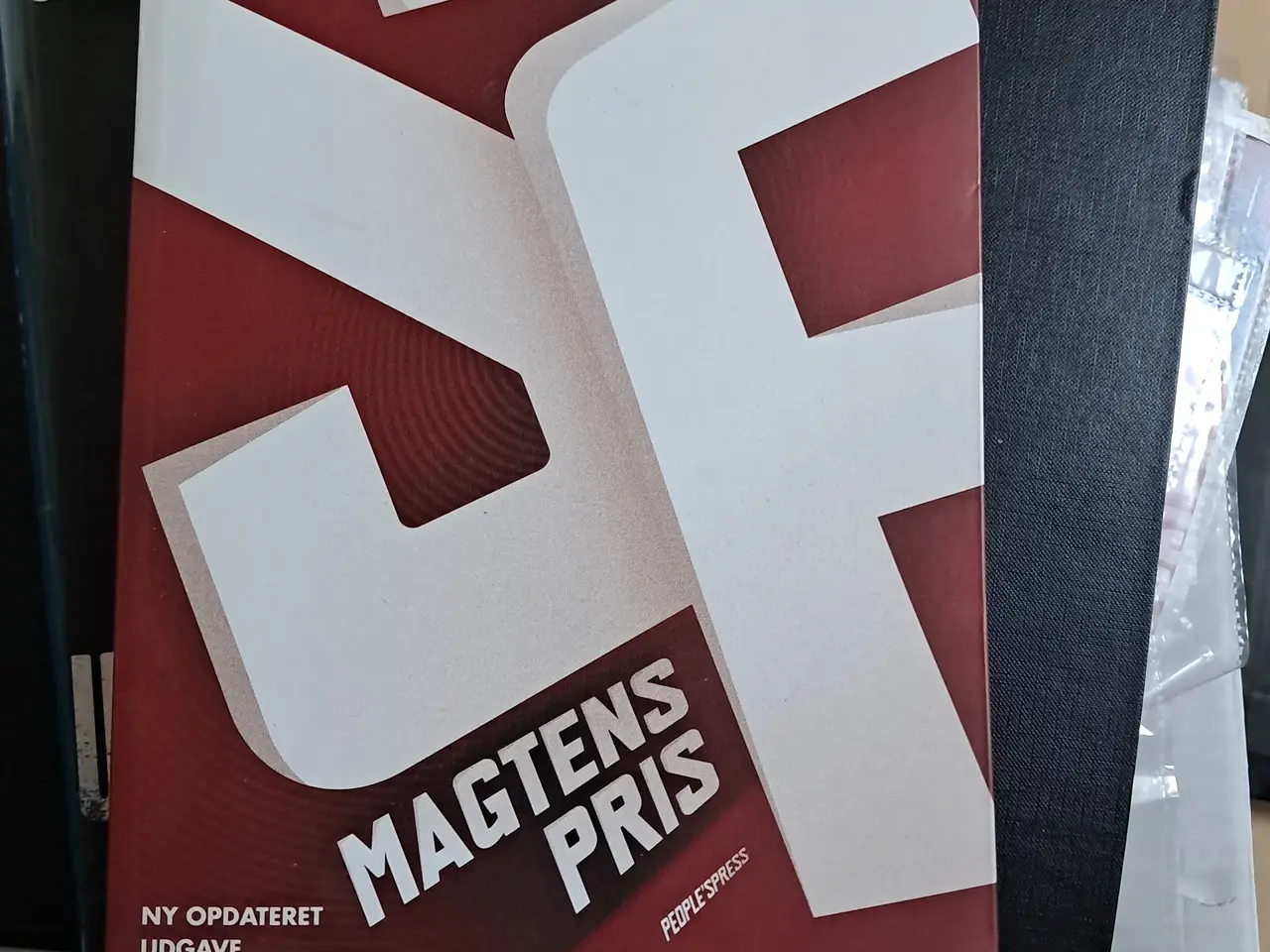 Billede 5 - Politiske bøger