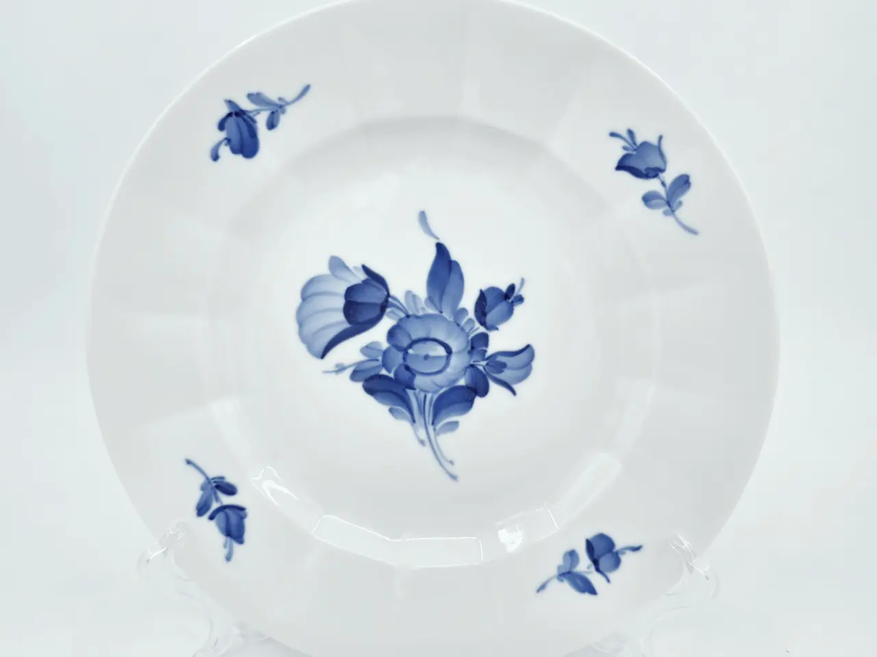 Billede 1 - Blå Blomst Kantet Frokosttallerken nr. 10-8550. sortering 2
