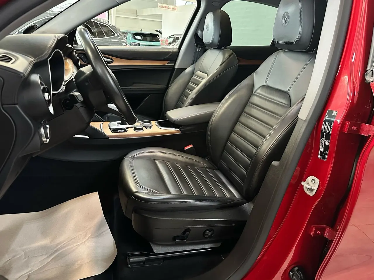 Billede 3 - Alfa Romeo Stelvio 2,0 TB Veloce Q4 280HK 5d 8g Aut.