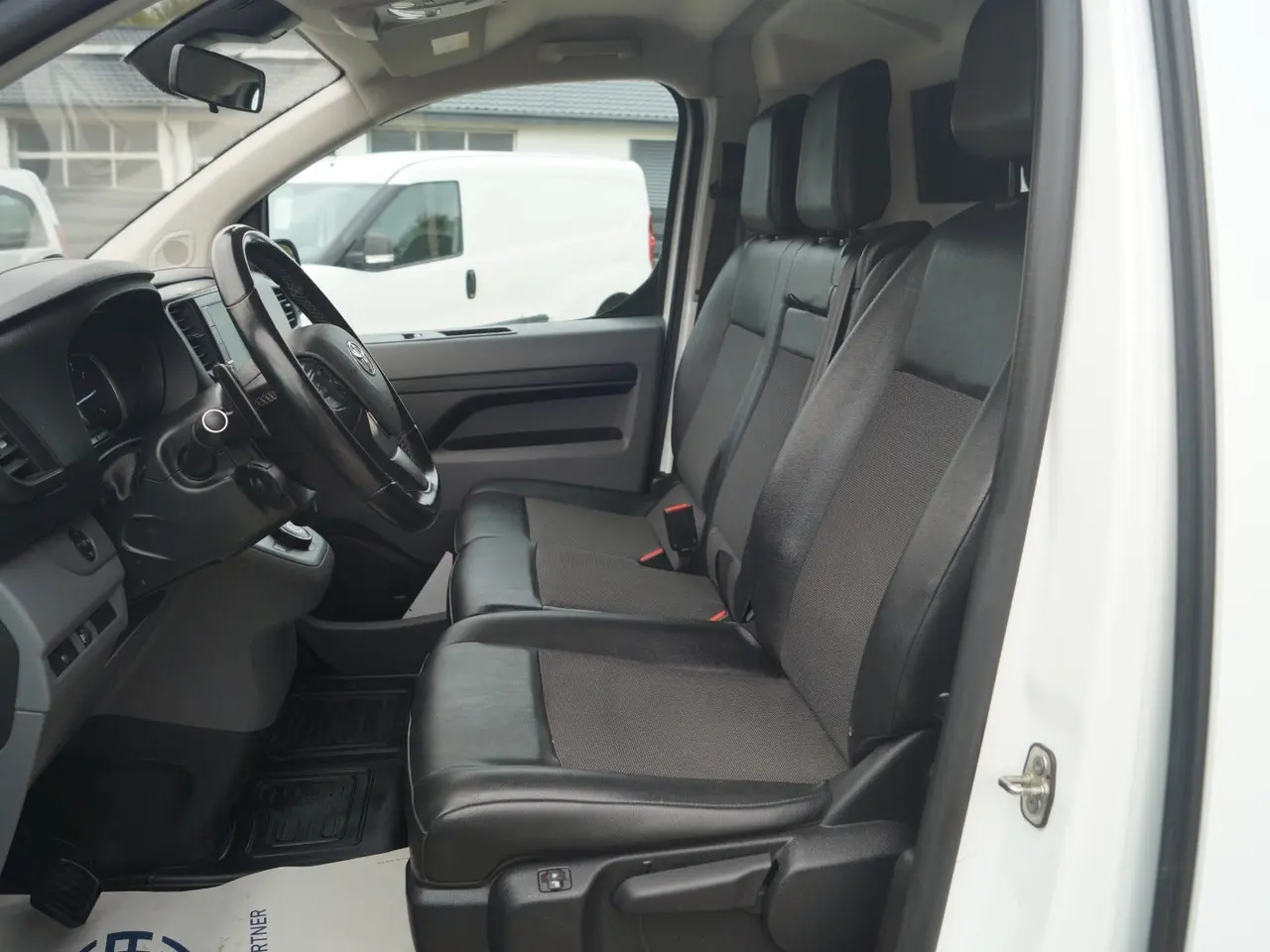Billede 15 - Toyota ProAce 2,0 D 177 Medium Comfort Master aut.