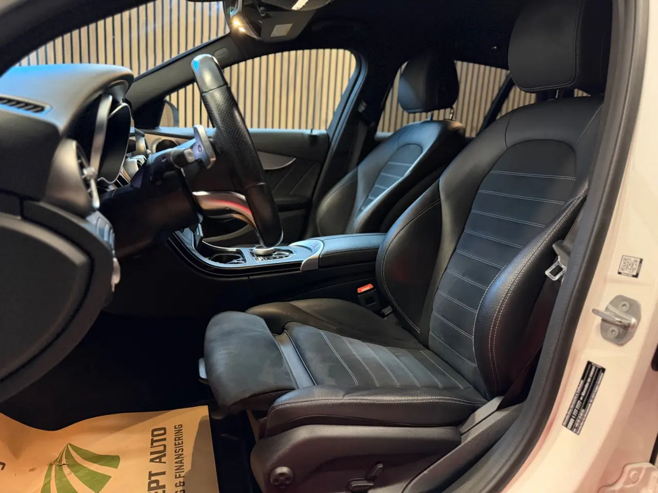 Billede 9 - Mercedes C220 d 2,0 AMG Line stc. aut.