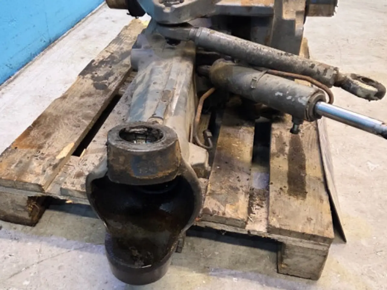 Billede 4 - New Holland TM125 Foraksel 5179410