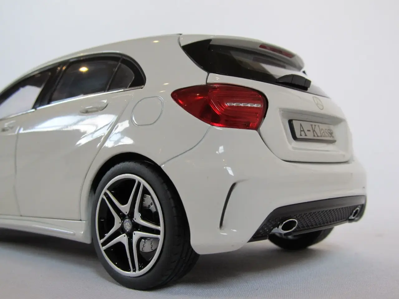 Billede 3 - 2013 Mercedes A-Klasse AMG 1:18 Type W176