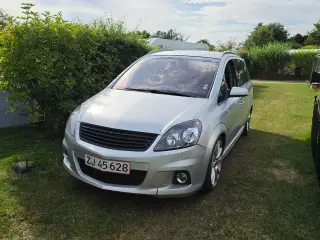 Opel Zafira B OPC
